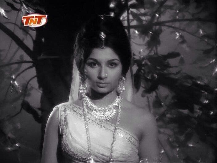 Yeh Raat Phir Na Aaygi
