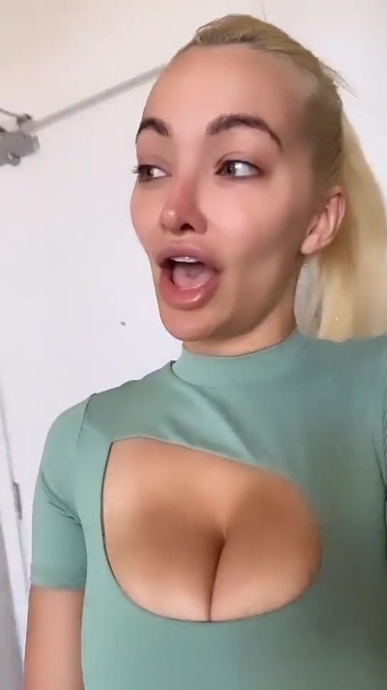 Lindsey Pelas