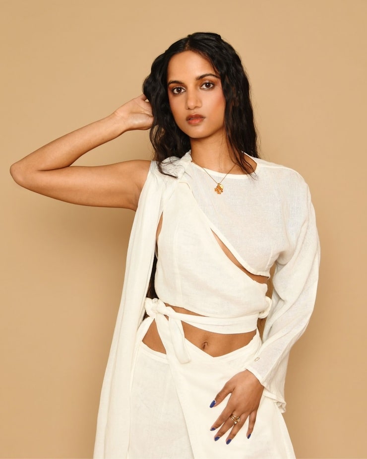 Amita Suman