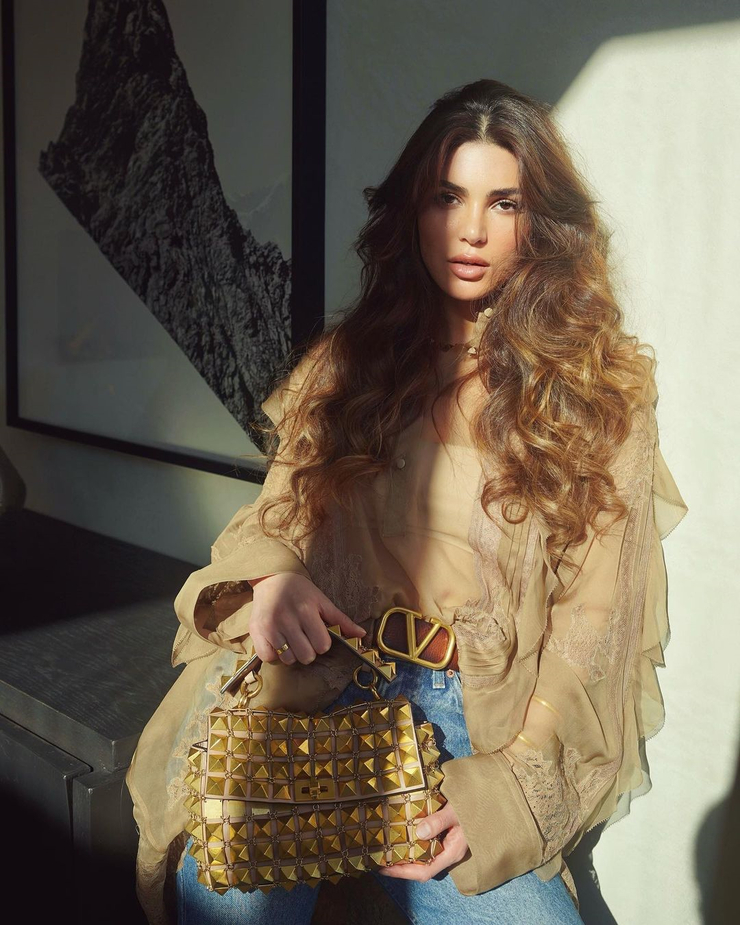 Negin Marsalehi Negin Marsalehi