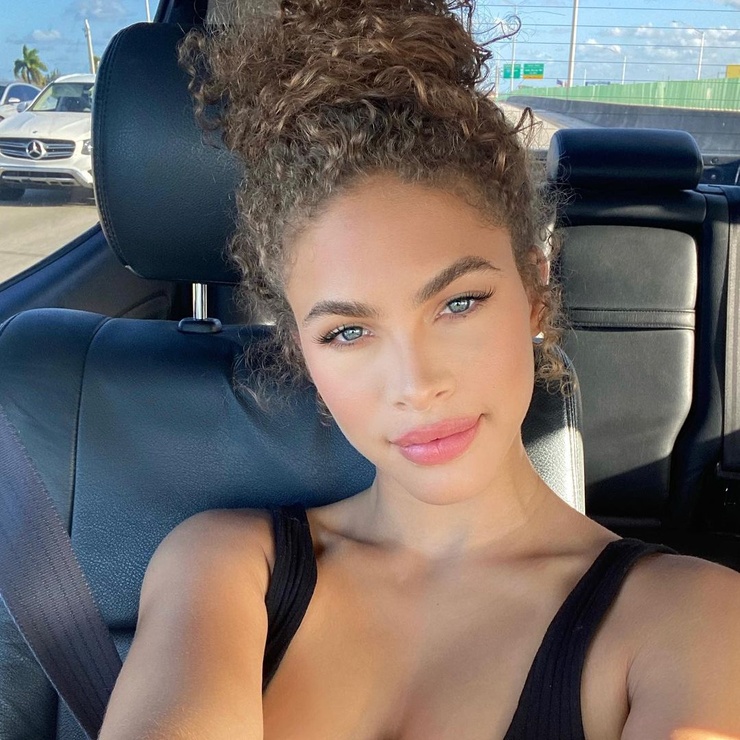 Camila Kendra
