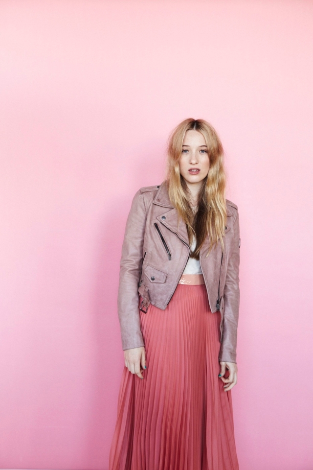 Sophie Lowe