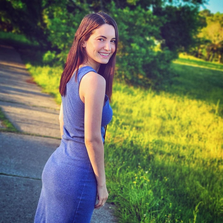 Ivana Baquero Ivana Baquero