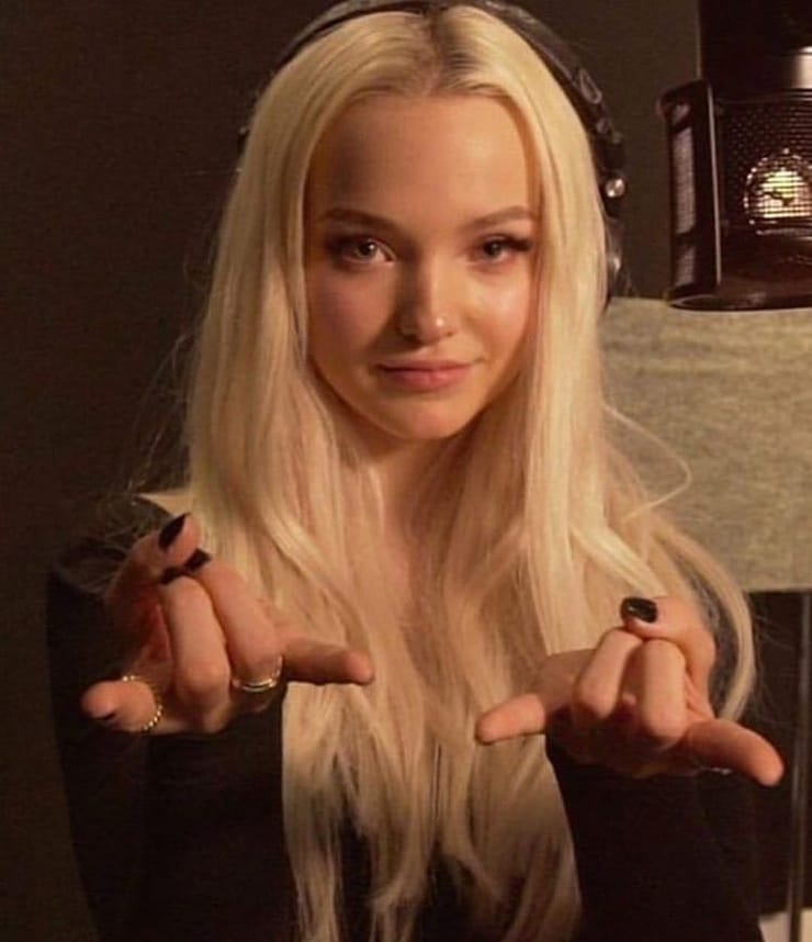 Dove Cameron