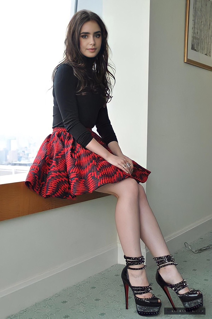 Lily Collins Lily Collins