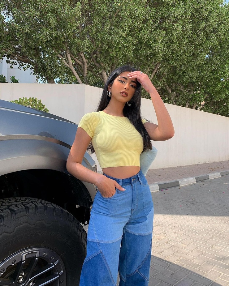 Iffat Marashi