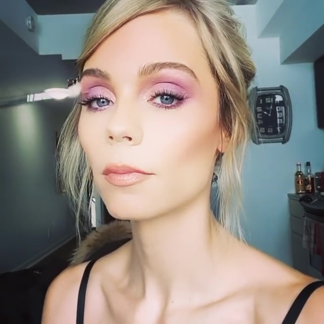 Laura Vandervoort Laura Vandervoort