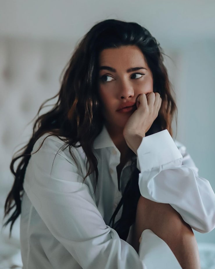 Jacqueline MacInnes Wood