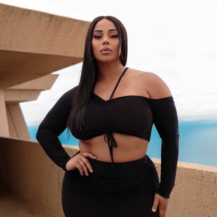 Tabria Majors