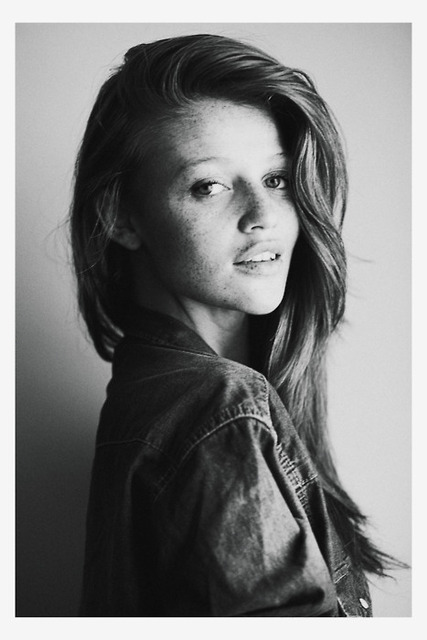 Cintia Dicker Cintia Dicker