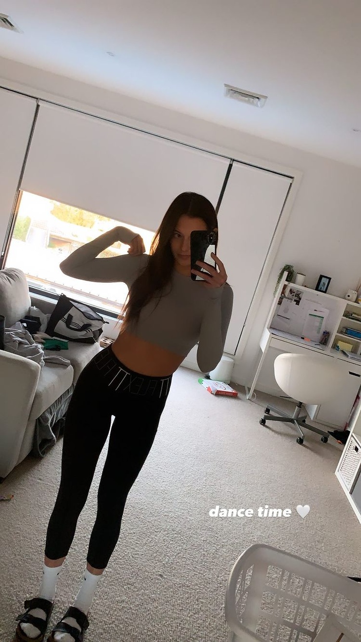 taya brooks