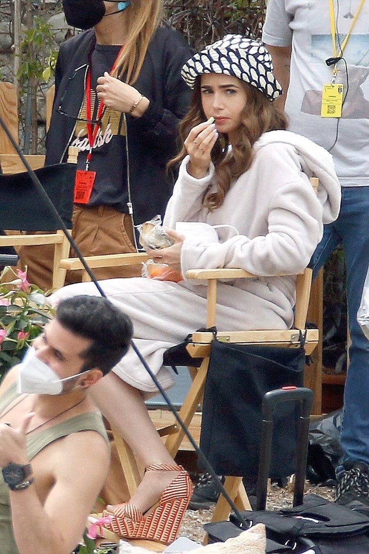 Lily Collins