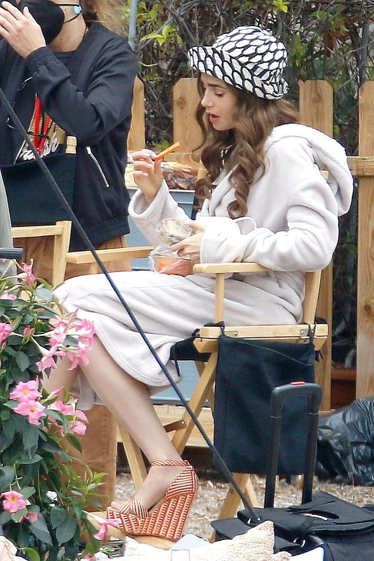 Lily Collins