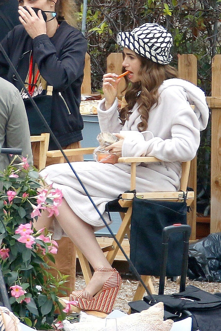 Lily Collins