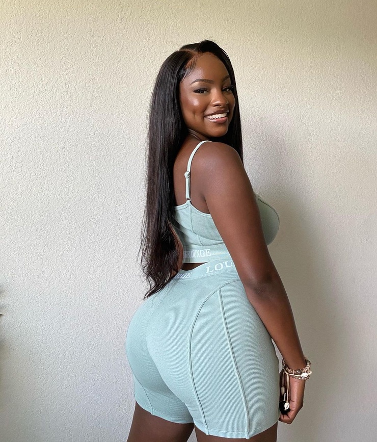 Savannah Perkins