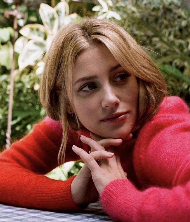 Lili Reinhart