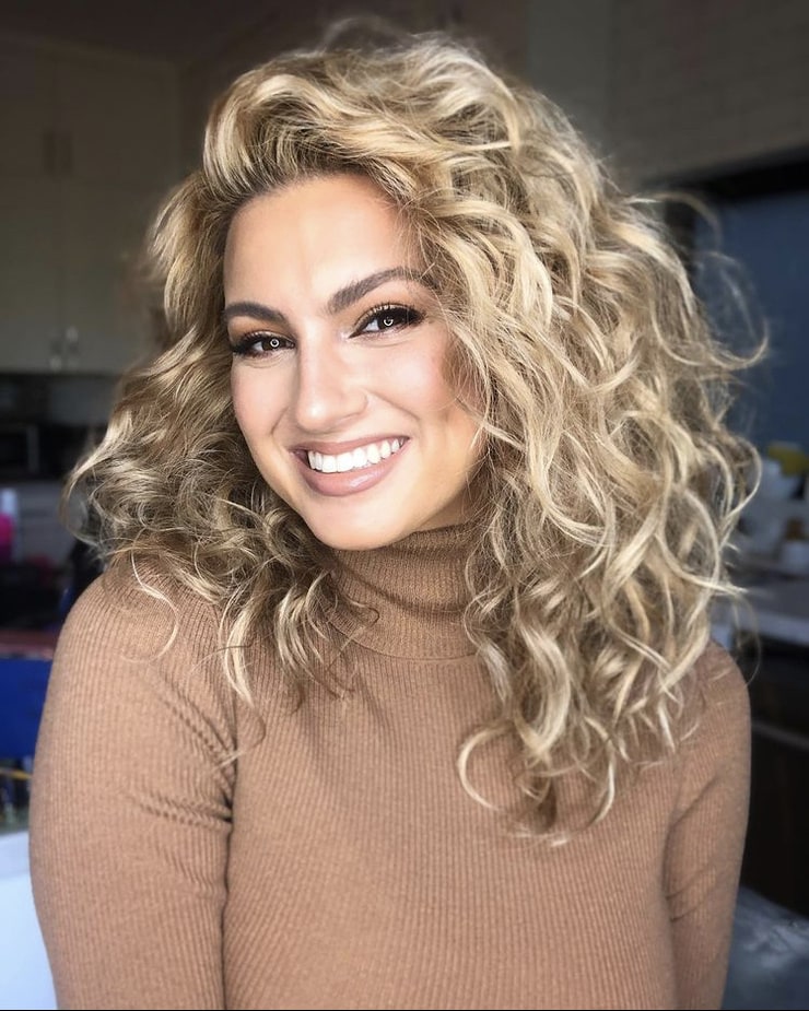 Tori Kelly