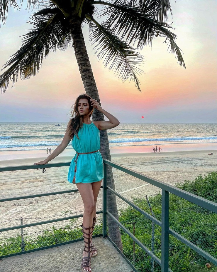Ruhi Singh Ruhi Singh