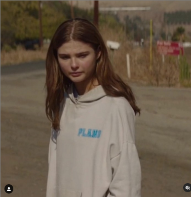 Stefanie Scott