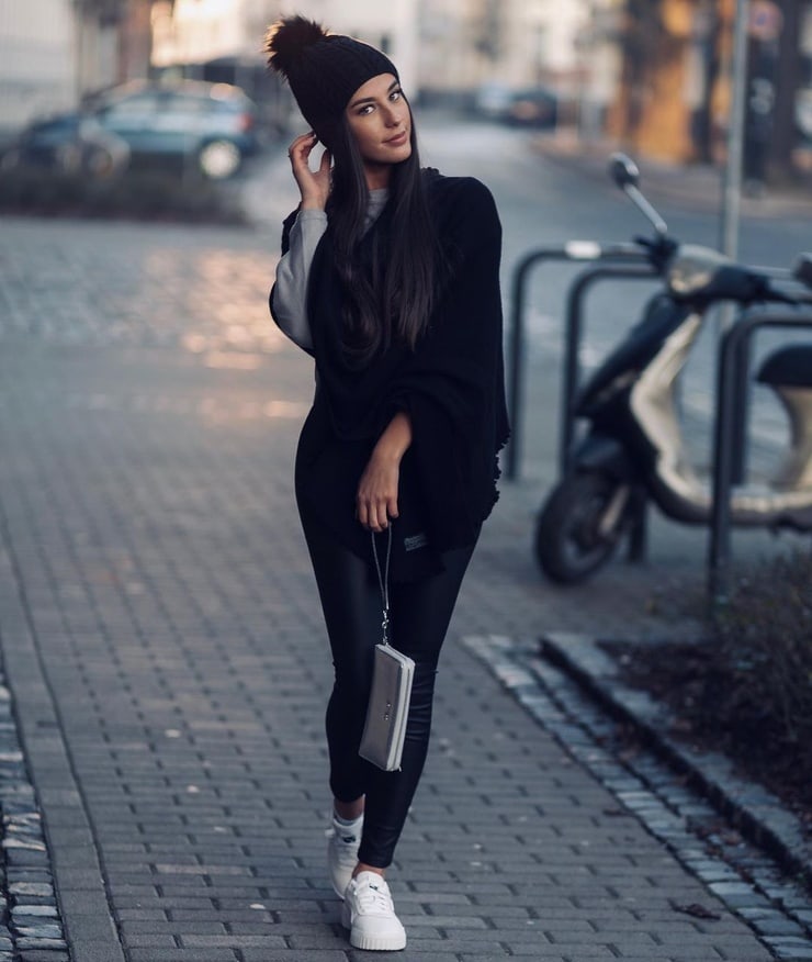 Carlotta Bnk
