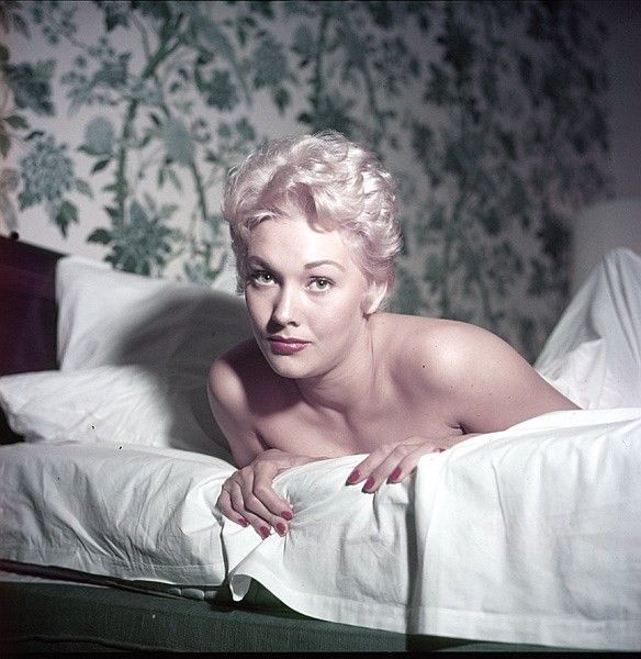 Kim Novak