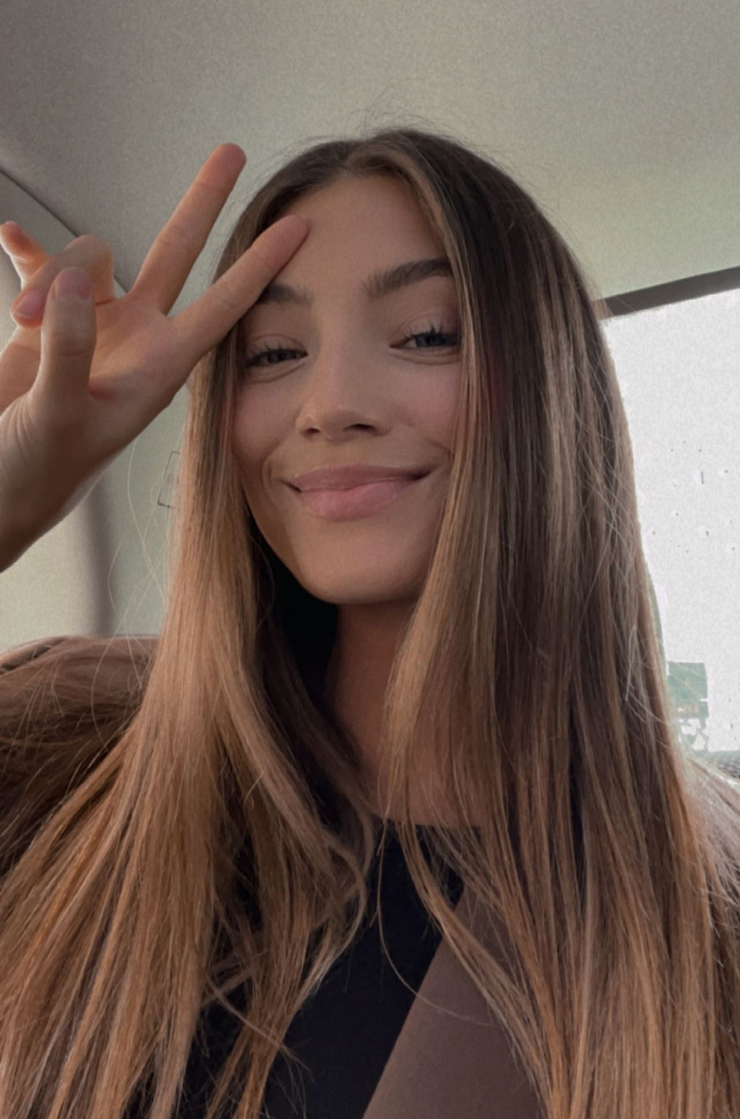 Lorena RAE