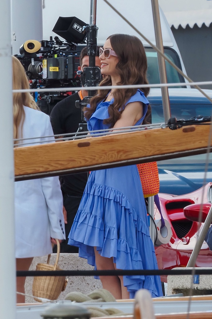 Lily Collins