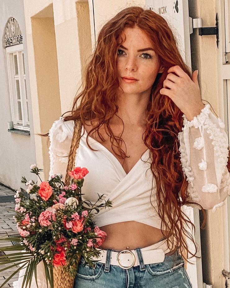 Laura Roxanna