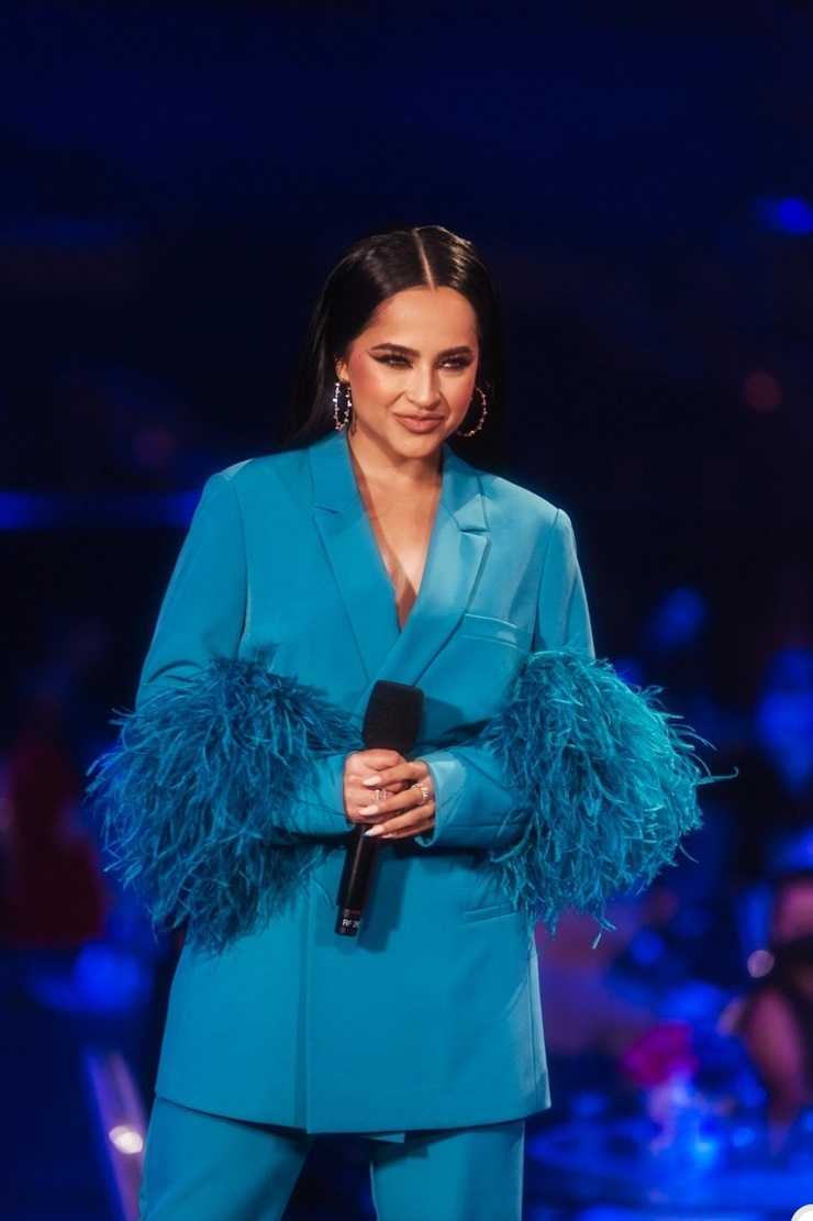 Becky G.