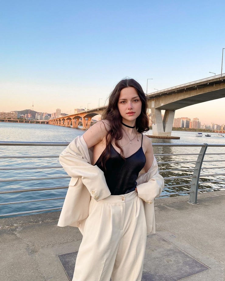 Lisa Rosh Lisa Rosh
