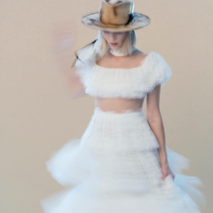 Laura Vandervoort Laura Vandervoort