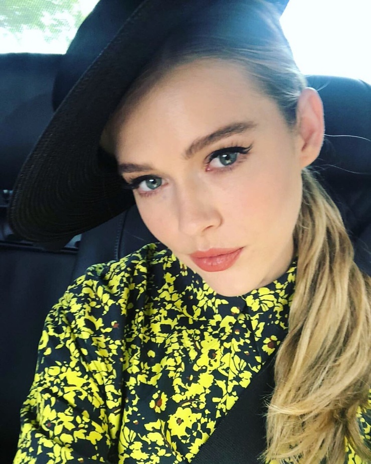 Victoria Lee Victoria Lee