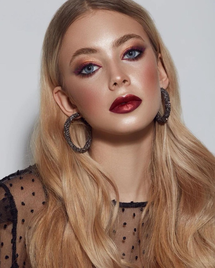 Ulyana Chzhan Ulyana Chzhan