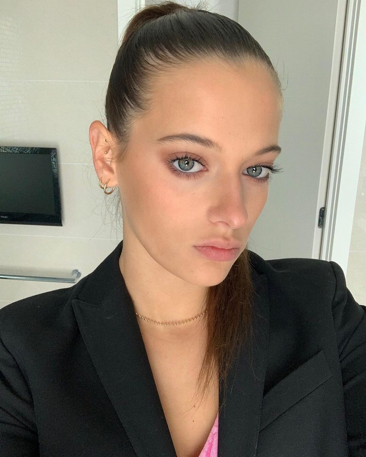 taya brooks taya brooks