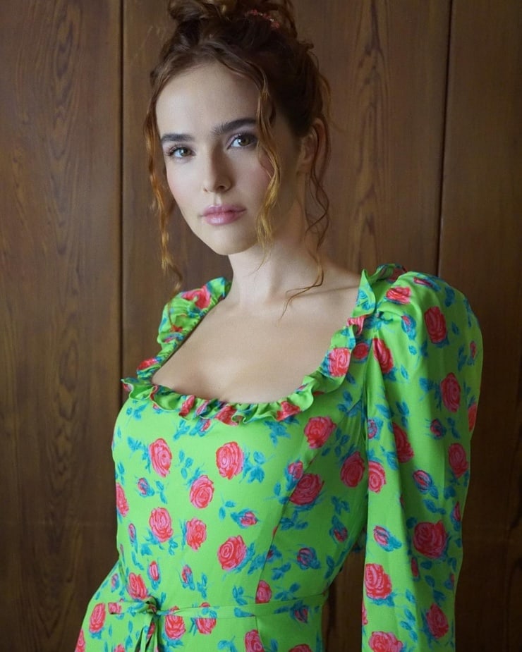 Zoey Deutch