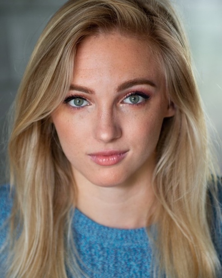 Michaela Lee