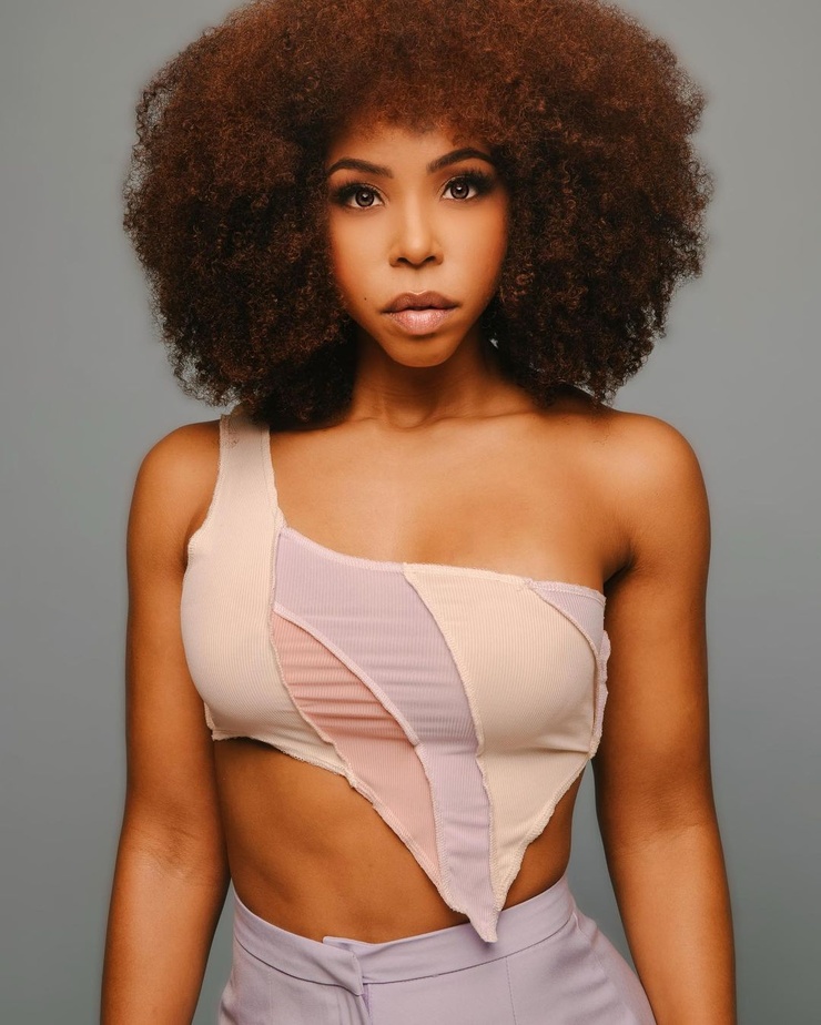 Khaneshia 'KJ' Smith