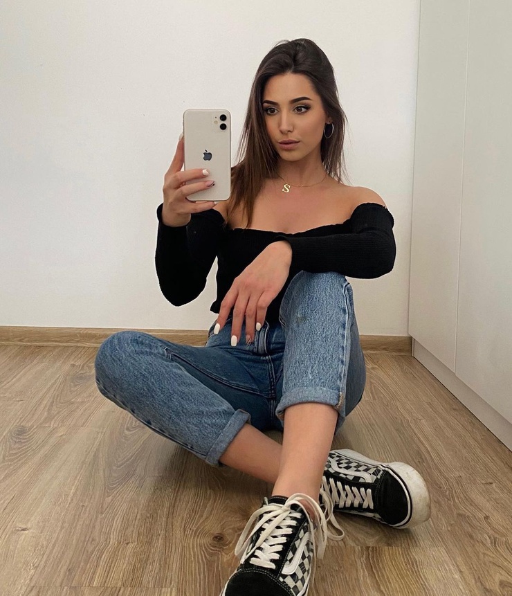 Sylaa M