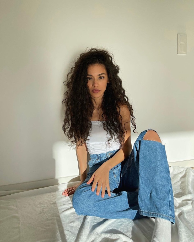 dina denoire dina denoire