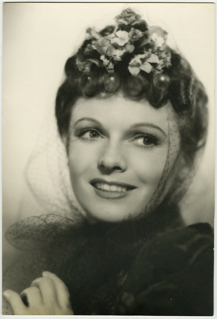 Anna Neagle