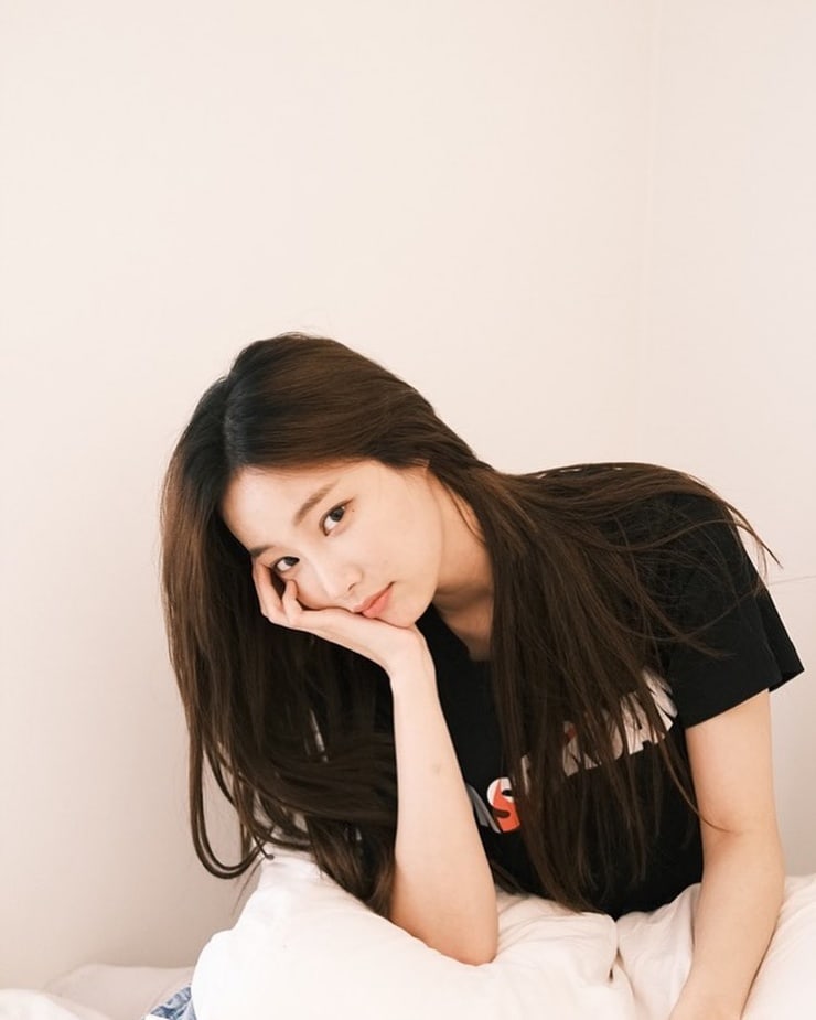 Yeon-Woo