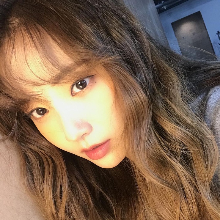 Yeon-Woo