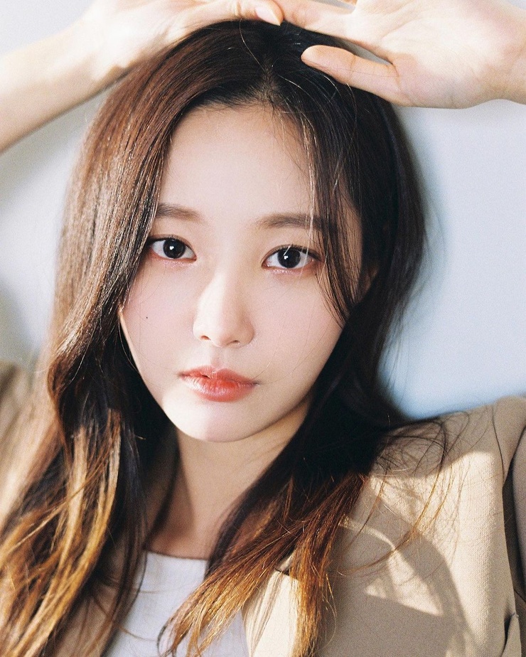 Yeon-Woo