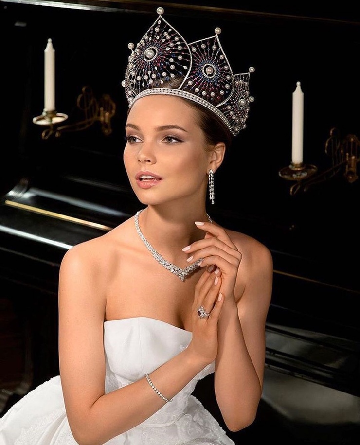 Yulia Polyachikhina Yulia Polyachikhina
