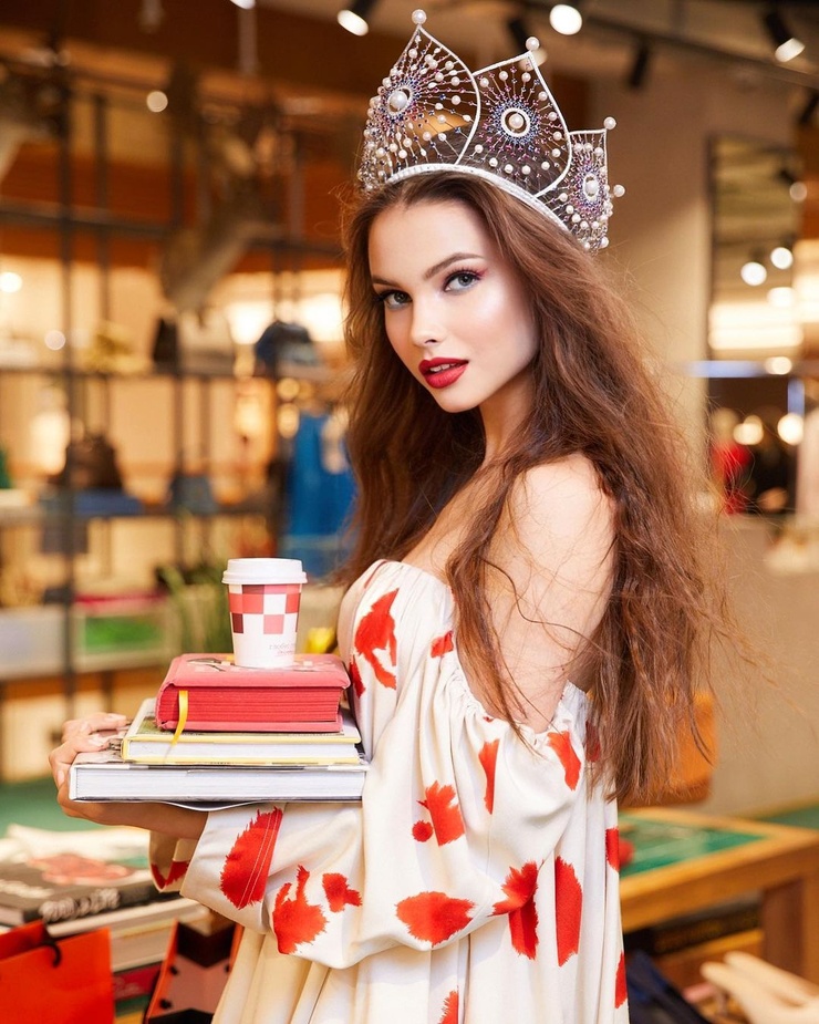 Yulia Polyachikhina Yulia Polyachikhina