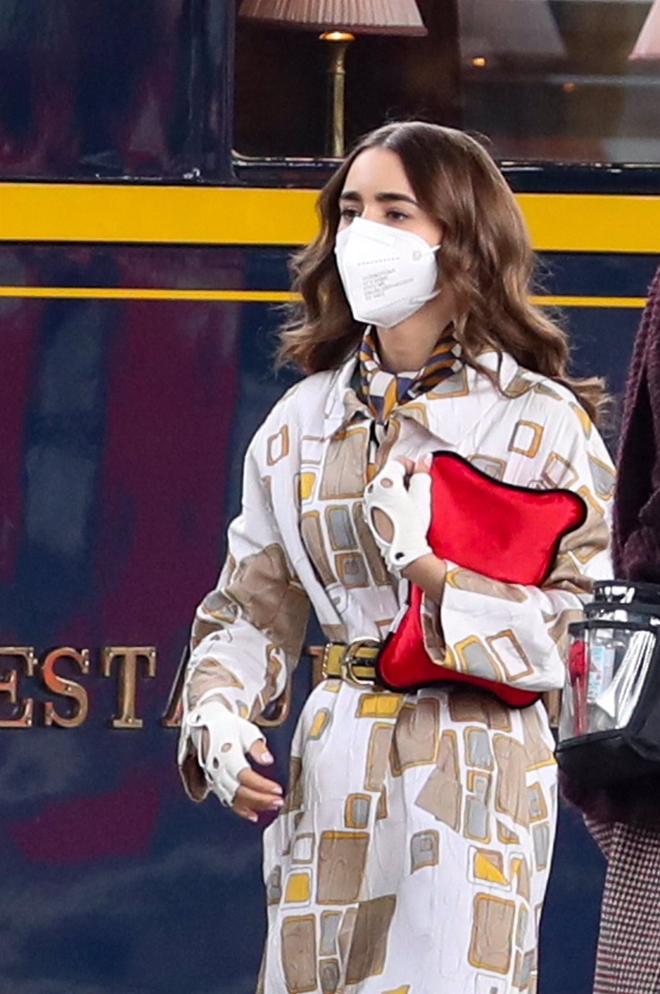 Lily Collins