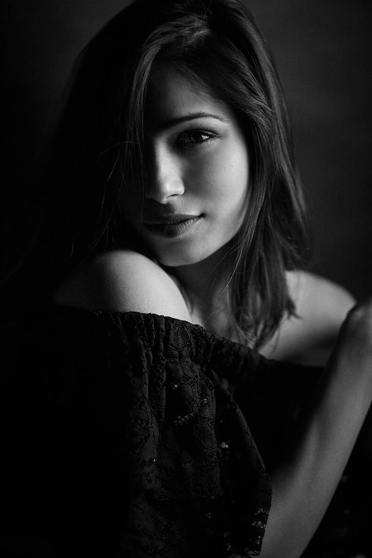 Freida Pinto