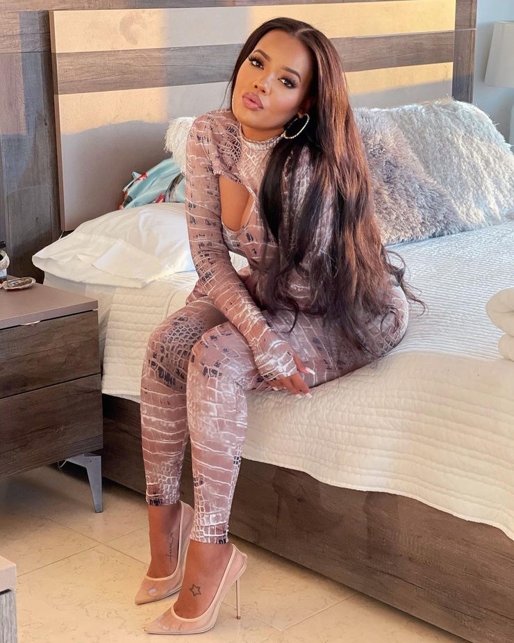 Angela Simmons