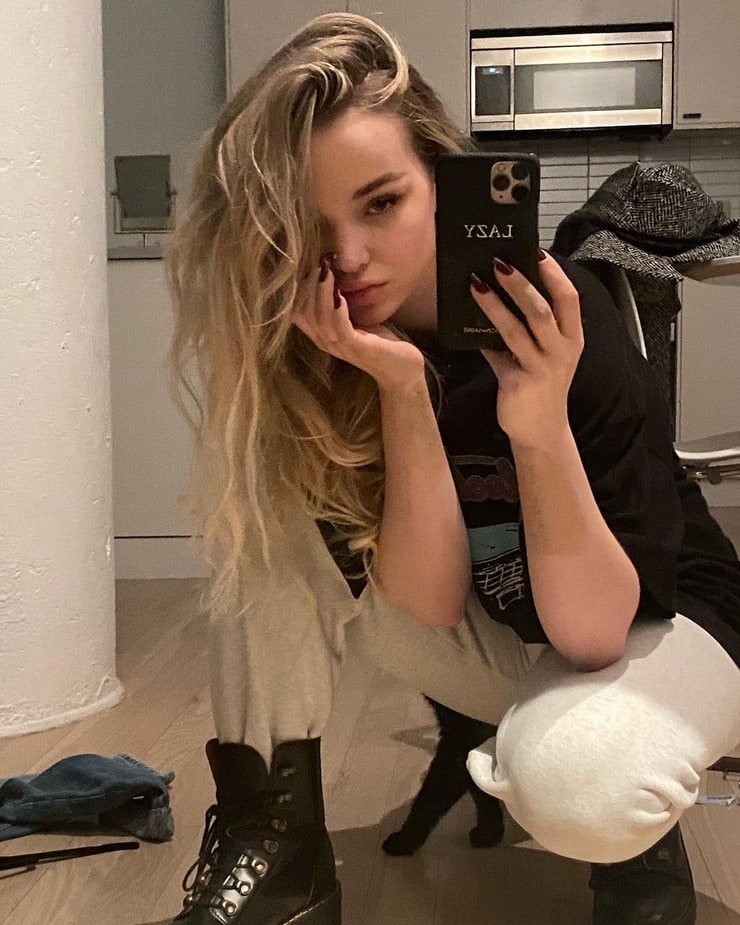 Dove Cameron