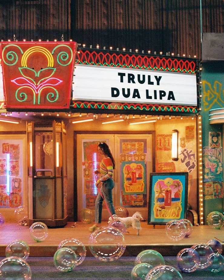 Dua Lipa